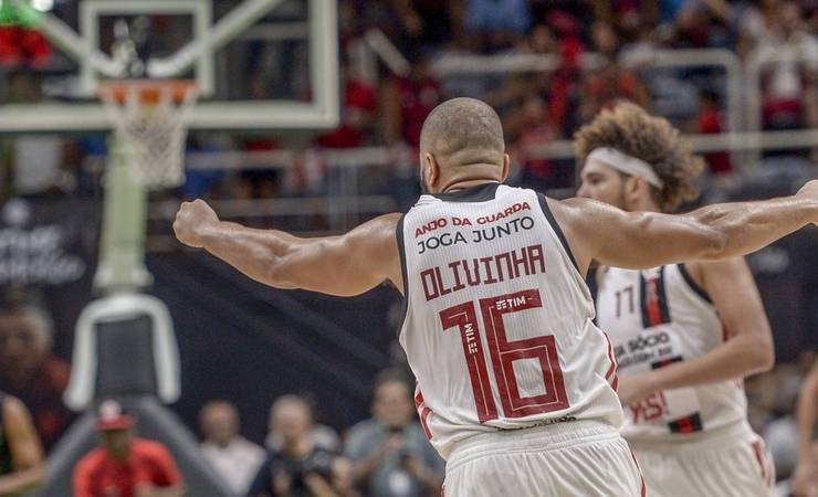 NBB: Flamengo vence Franca com brilho de Olivinha