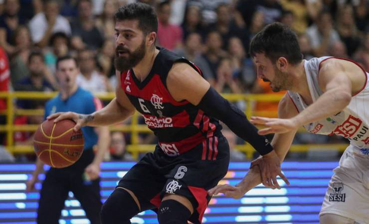 Flamengo cai para o Franca no jogo 2 do NBB: 88 a 79