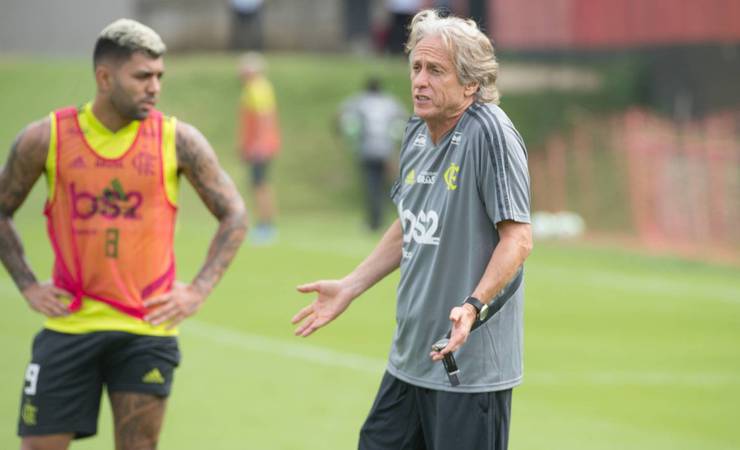 Técnico do Flamengo tem Jesus no sobrenome, mas avisa que não faz milagre