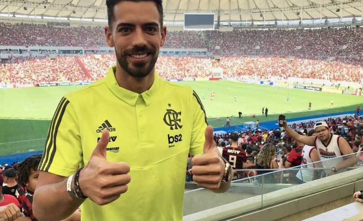 Pablo Marí é registrado no BID e pode estrear pelo Flamengo