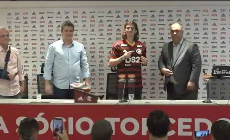 Diego Costa no Flamengo? Filipe Luis 'prevê' acerto: 'Vem daqui uns anos. Já falei com ele'