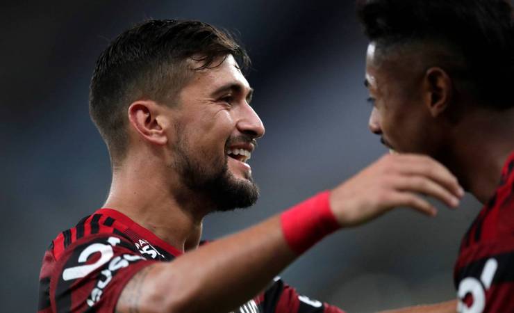 Arrascaeta lidera números do Flamengo e vira referência no Brasileiro