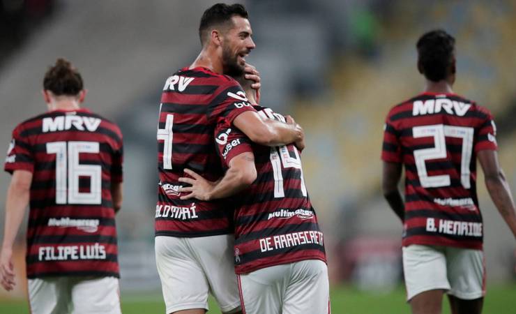 Flamengo tem '11 de seleção' após convocação de Bruno Henrique
