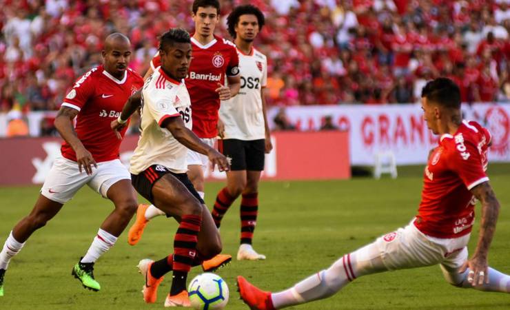 Flamengo e Inter lutarão contra seus fantasmas no Beira Rio por vaga na Libertadores