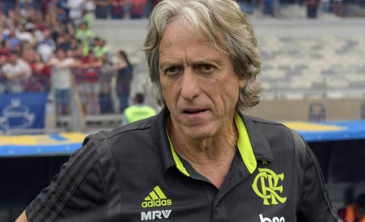 Convocação irrita Jorge Jesus e gera clima de inconformismo no Flamengo
