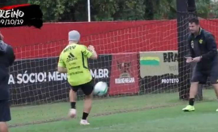Diego já treina com bola no Flamengo e volta ainda este ano fica perto de virar realidade