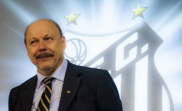 Presidente do Santos: 'Se depender do VAR, o Flamengo será o campeão'