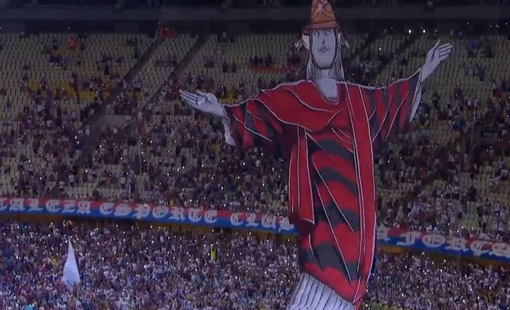 Fortaleza usa Cristo Redentor para provocar o Flamengo em mosaico; veja fotos