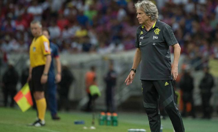 Jorge Jesus descarta poupar titulares do Flamengo antes de jogo contra o Grêmio