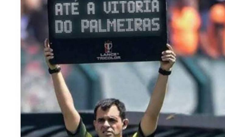 Torcida do Flamengo cria memes para ironizar os acréscimos em jogo do Palmeiras