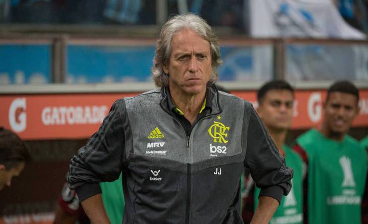 Amado no Flamengo, alvo fora dele: Jorge Jesus começa a colecionar desafetos