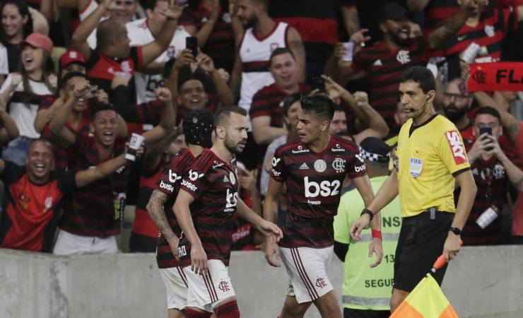 Flamengo só poderá ser campeão brasileiro após final da Libertadores; entenda