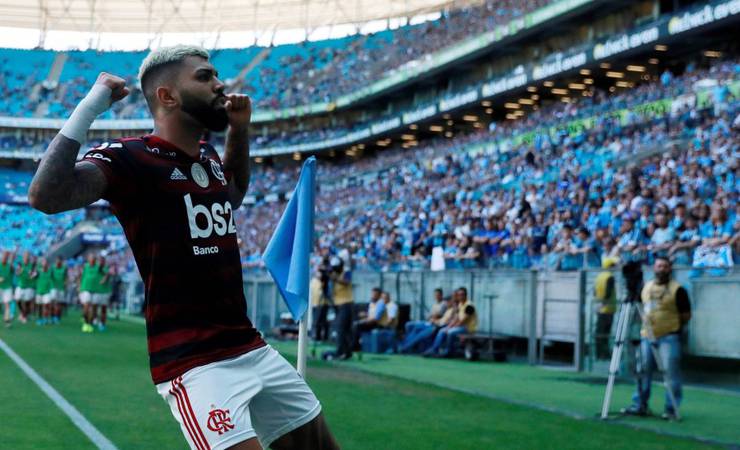 Flamengo iguala Corinthians e atinge maior pontuação da história do Brasileiro de 20 clubes