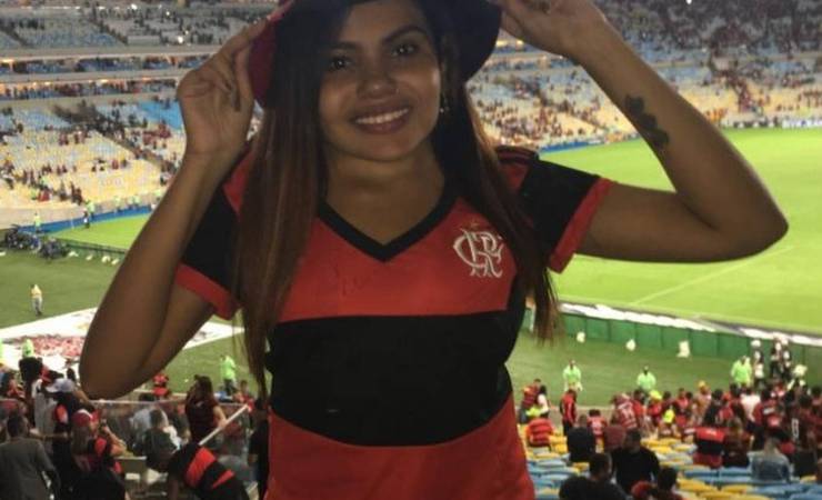 Torcedora com doença rara usa o Flamengo para vencer depressão e diminuir ansiedade