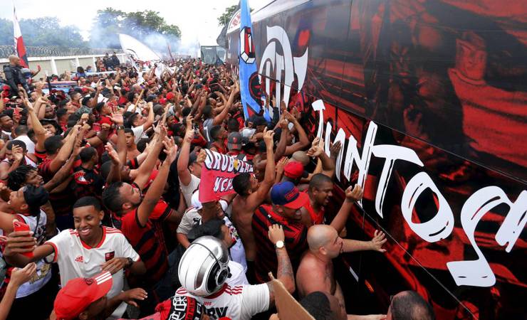 Jornal peruano coloca o 'AeroFla' em capa e diz que o Flamengo 'está ganhando' a Liberta