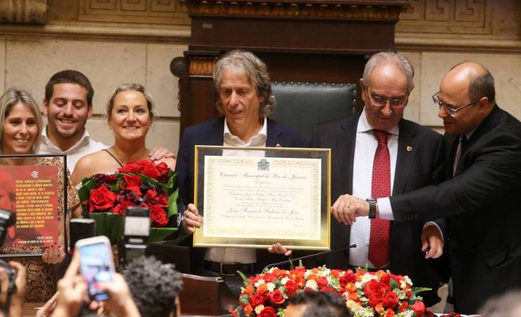 Após se tornar carioca, Jorge Jesus vai receber título de cidadão honorário do estado do Rio