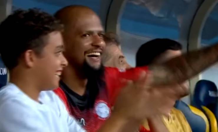 Felipe Melo elogia Luxemburgo e desdenha de vaias no Maracanã: 'Problema é quando não tem nada'