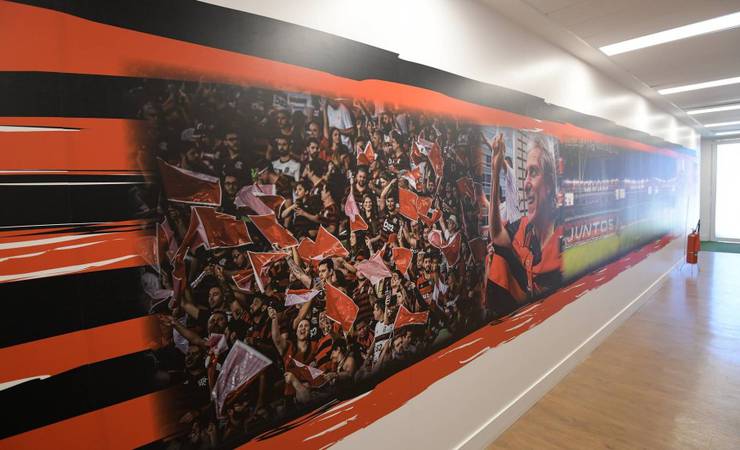 Ninho do Urubu ganha personalização com imagens de Jesus e torcida do Flamengo; veja fotos