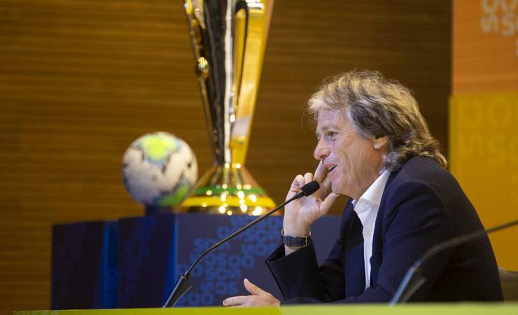 Jorge Jesus, do Flamengo, responde sobre alfinetada ao Fluminense: 'Disputa o nacional?'
