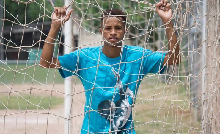Sobrevivente dispensado pelo Flamengo é aprovado pelo Corinthians e assinará novo contrato