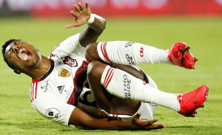 Bruno Henrique tranquiliza torcida do Flamengo: 'Não passou de um grande susto'
