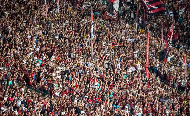 Flamengo supera 100 mil ingressos vendidos na busca por dois títulos em cinco dias