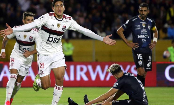 Flamengo joga por escrita que deu título da Recopa aos campeões de Libertadores; saiba