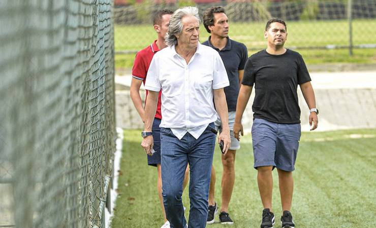 Negociação entre Flamengo e Jesus promete se arrastar, e partes admitem preocupação