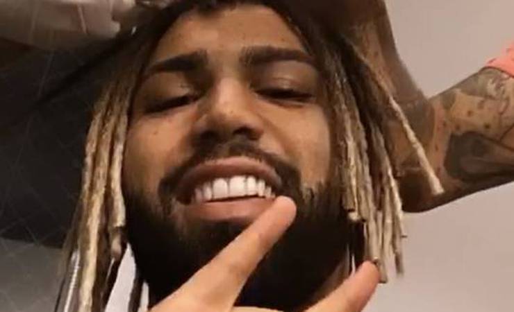 Gabigol, do Flamengo, muda visual e volta a adotar os dreadlocks; veja fotos