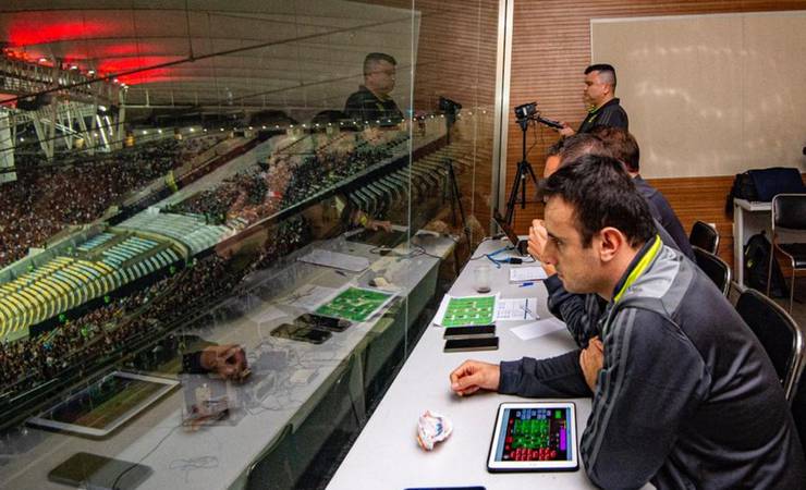 Análise de desempenho do Flamengo é elogiada por tecnologia e acionada por auxiliar de Torrent