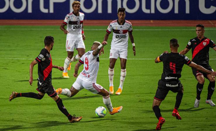Flamengo iguala marca negativa de 23 anos e tem pior início em pontos corridos