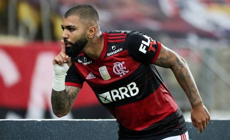 Gabigol decide no fim, Flamengo derrota o Fortaleza e assume o 2º lugar do Brasileiro