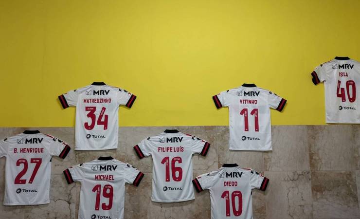 Braz publica homenagem a atletas do Flamengo com Covid no vestiário antes do jogo: 'Vamos em frente'