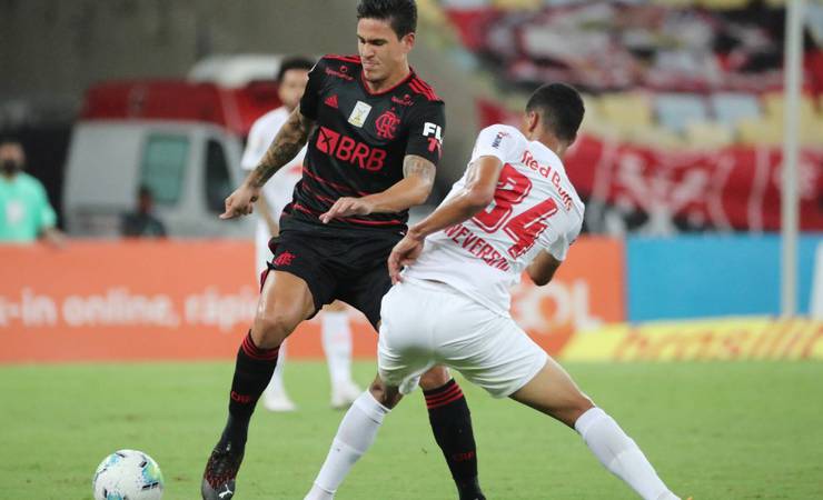 Flamengo tropeça diante do Bragantino e perde a chance de ser líder do Brasileiro