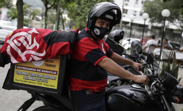 Flamengo: motoboys rubro-negros ensinam ao time como não entregar os jogos