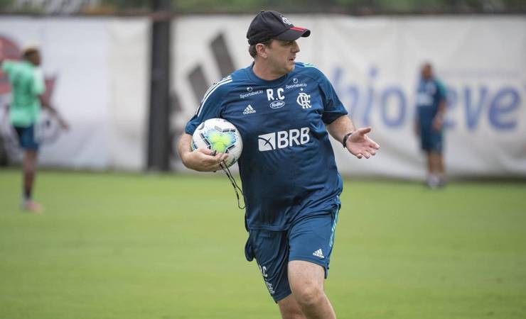 No Flamengo, Rogério Ceni tem mais eliminações que vitórias