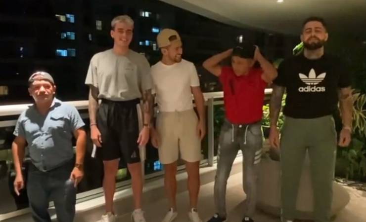 Arrascaeta, do Flamengo, grava coreografia de 'Carpinteiro', hit do momento