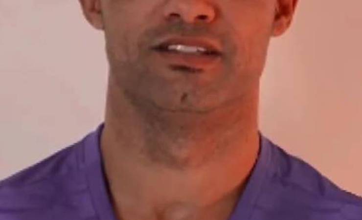 Ex-goleiro Bruno vai à sede do Flamengo ver jogo e é barrado por não usar máscara
