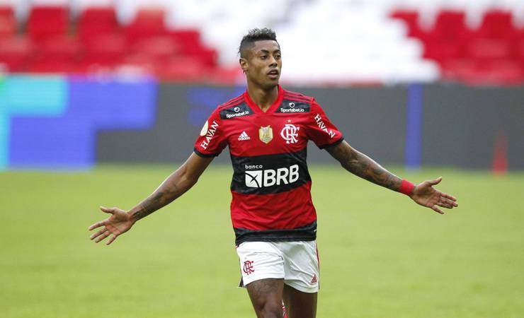 Flamengo domina o América-MG, vence e segue com 100% de aproveitamento no Brasileiro
