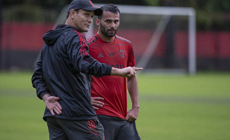 Flamengo prepara retorno de Thiago Maia até o dia da despedida de Gerson
