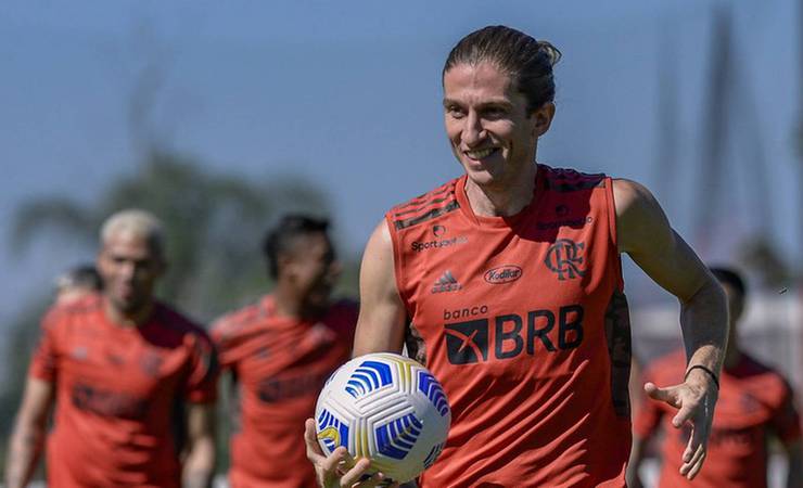 Flamengo x São Paulo: Arão, Filipe Luis e Michael, pilar antes da volta de estrelas no Brasileiro