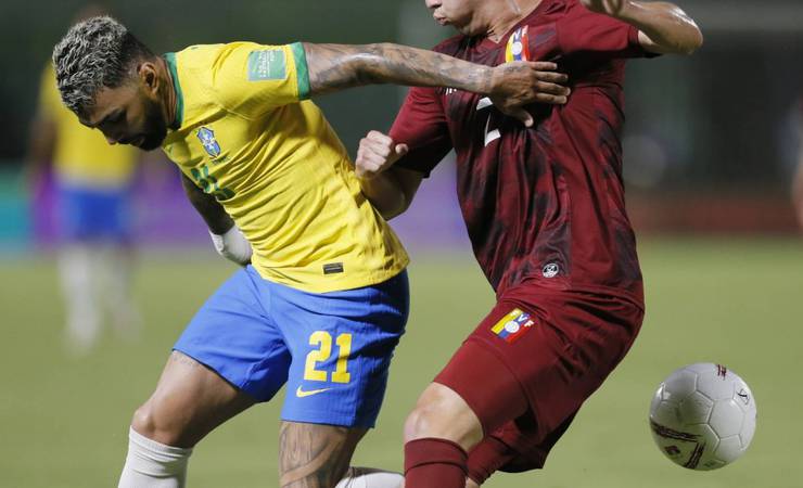 Brasil vence a Venezuela de virada em jogo que valeu pelo segundo tempo