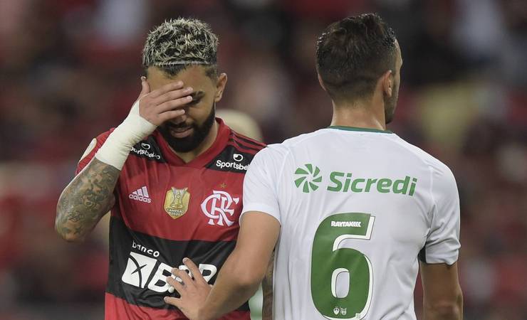 Flamengo tem pouca criatividade para furar retranca e empata com o Cuiabá: 0 a 0