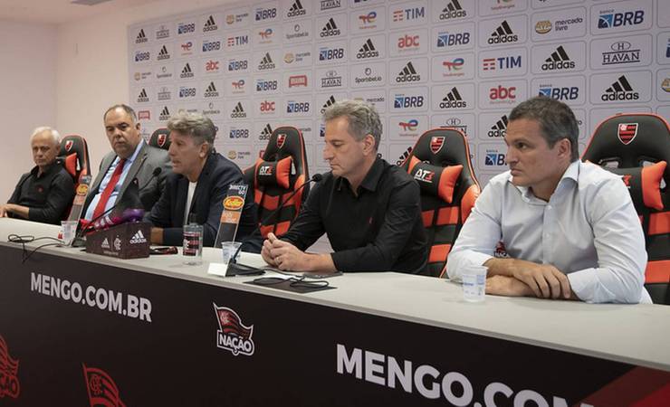 Diretoria do Flamengo 'joga a toalha' no Brasileiro e apatia causa desconforto em Renato, que fica sem respaldo