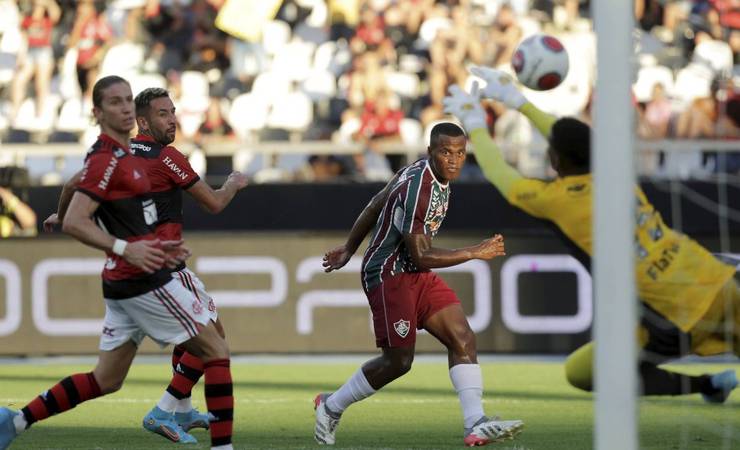 Jhon Arias marca, e Fluminense amplia série de vitórias seguidas sobre o Flamengo