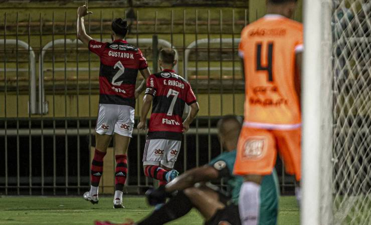 Flamengo goleia o Nova Iguaçu no penúltimo teste antes da Supercopa do Brasil