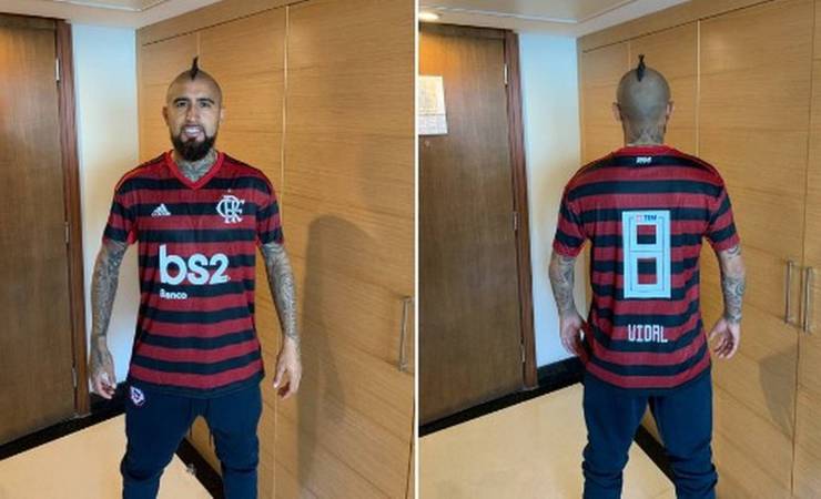 Diretor do Flamengo nega conversas com Vidal e chance de Isla deixar o clube