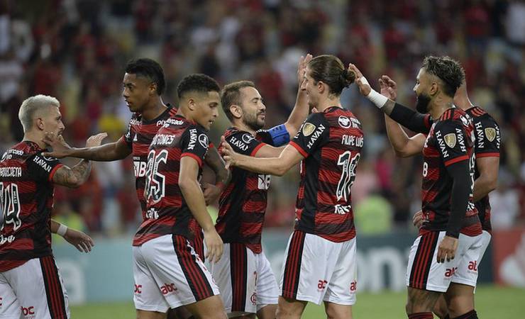 Quarteto do Flamengo trocou 40 passes entre si em noite de 'déjà vu' no Maracanã