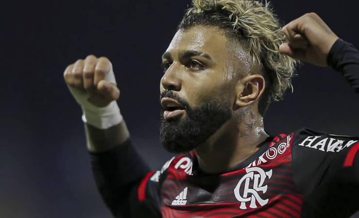 Com dois de Gabigol, Flamengo vence a Católica, mas leva sufoco na Libertadores