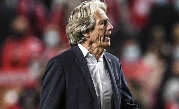 Benfica nega que Jorge Jesus tenha pedido para sair para voltar ao Flamengo